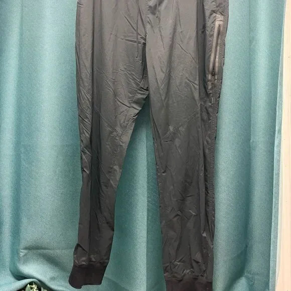 Nike Joggers in Black Size XL - Picture 2 of 7